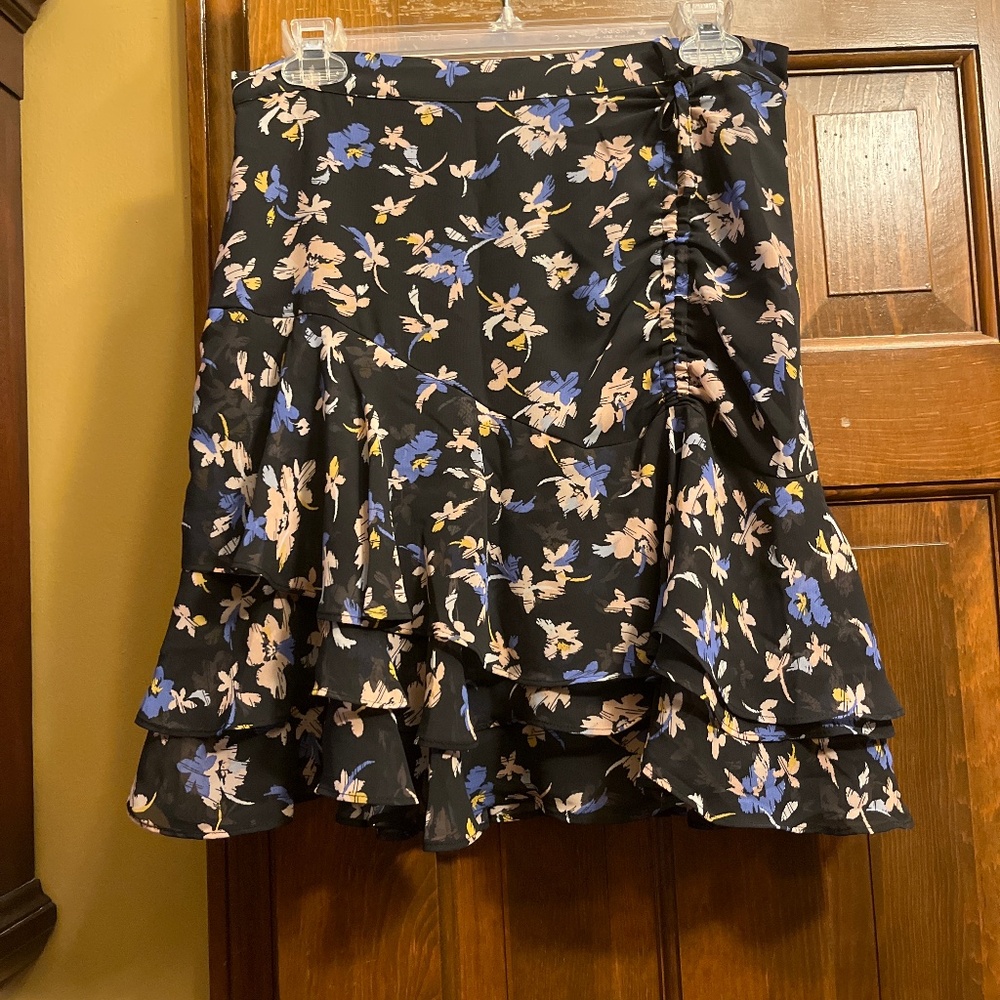 Cute Bar 111 Black/Floral Three Tier Ruffled Skirt.  Sz. 4.